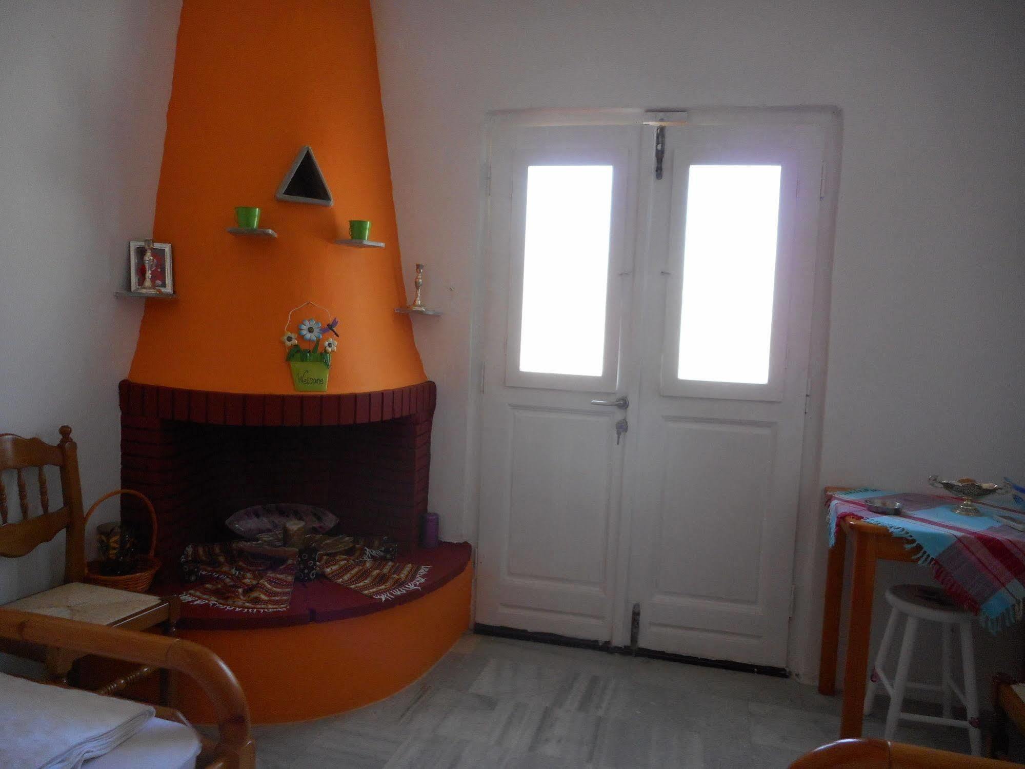Klimataria Studios Agios Prokopios  Luaran gambar